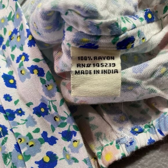 Sim & Sam Blouse Cropped Tie Front V Neck Batwing Sleeves Womens Sz XS Floral - Picture 8 of 9